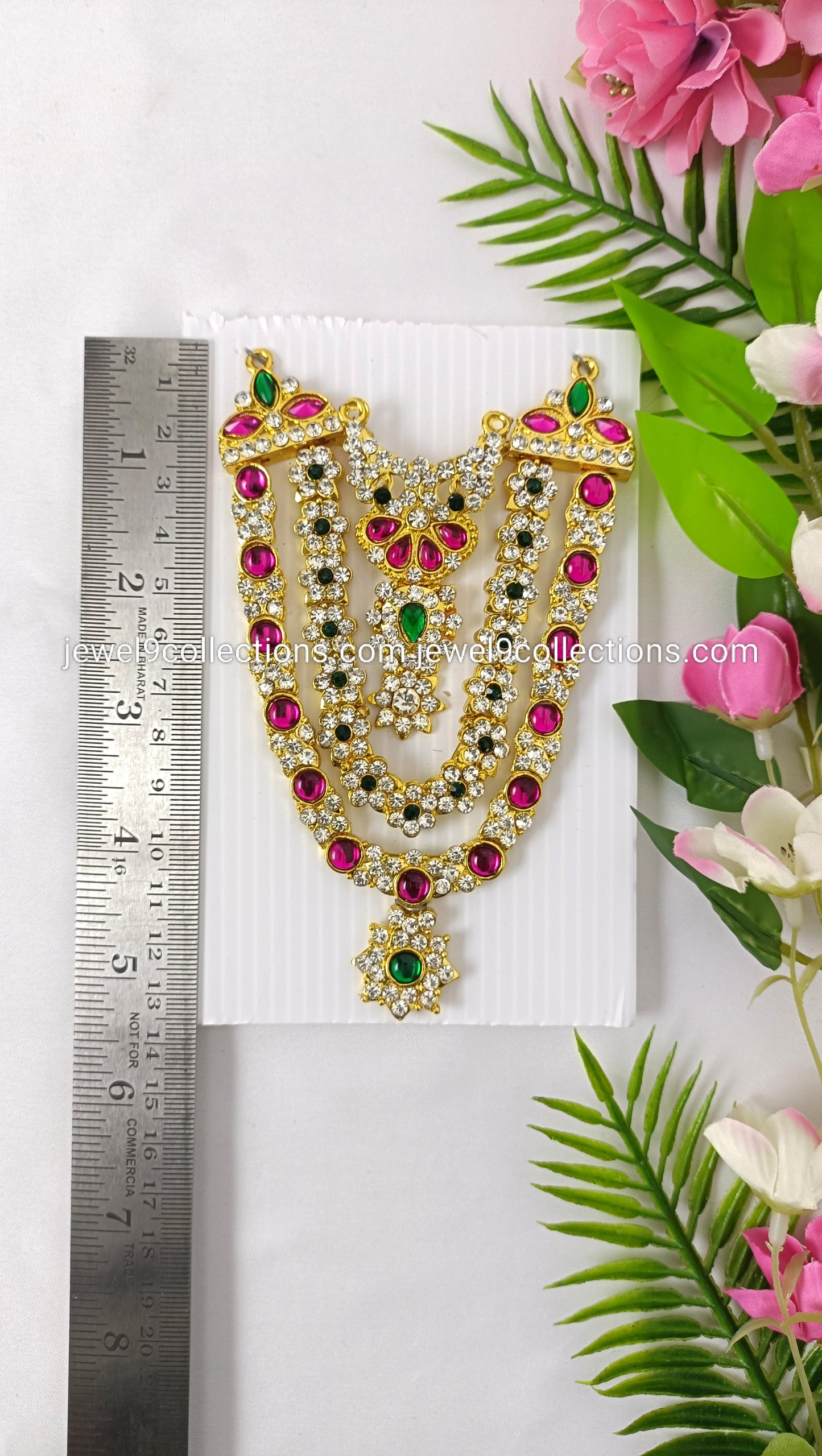 Deity Decorative short necklace 5 inch