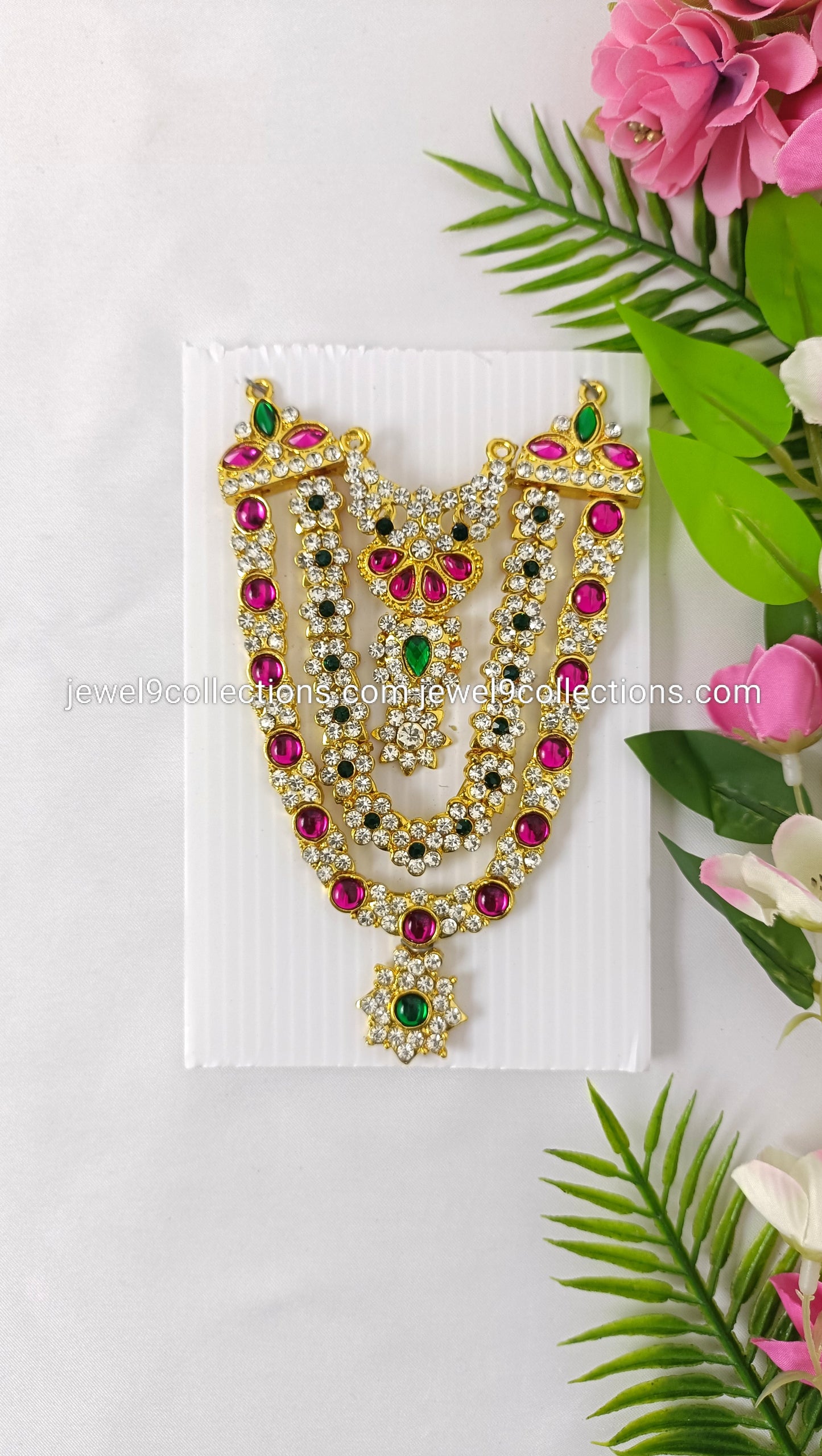 Deity Decorative short necklace 5 inch