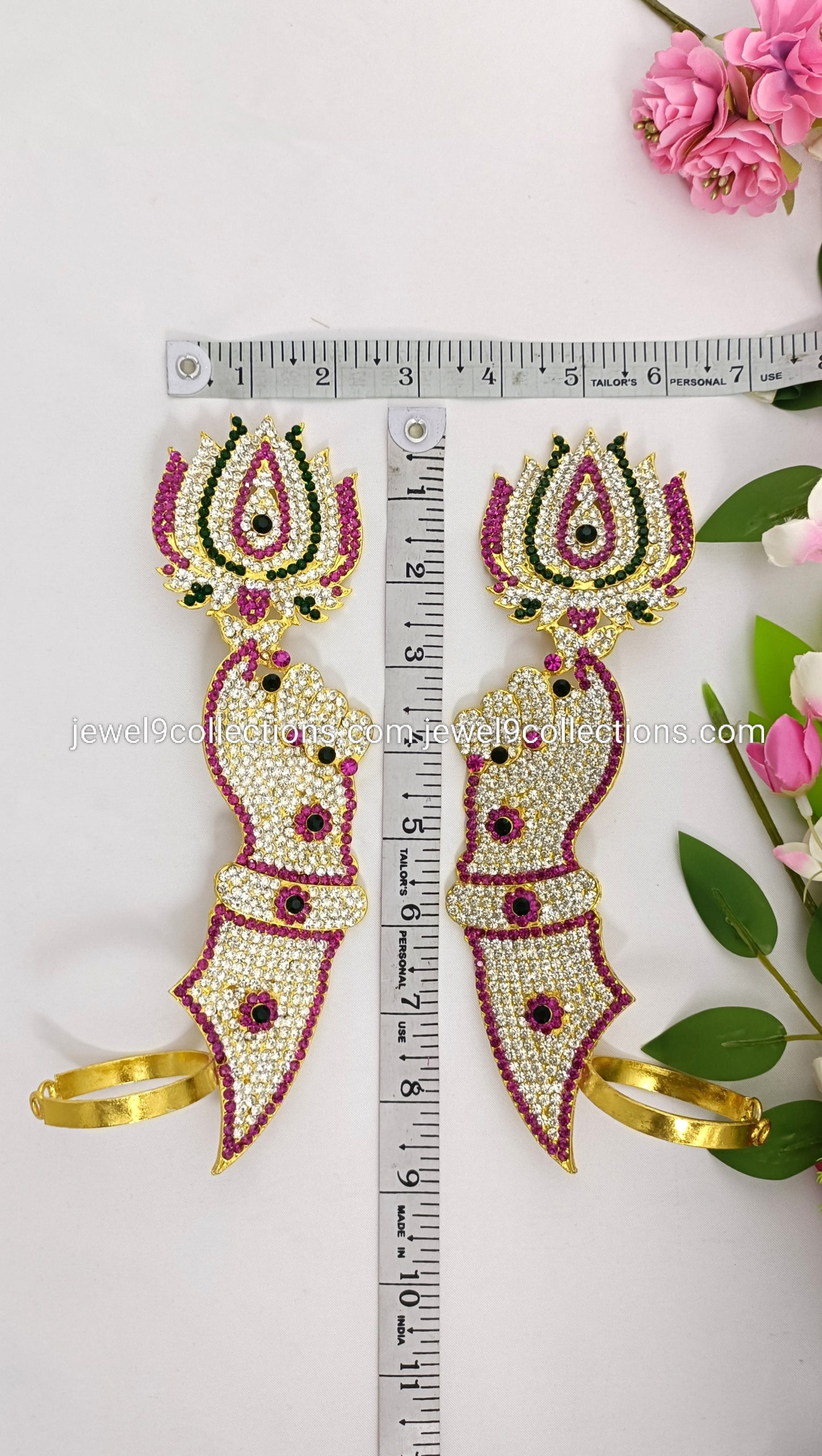 Goddess Lakshmi Traditional Stones Lotus Hands