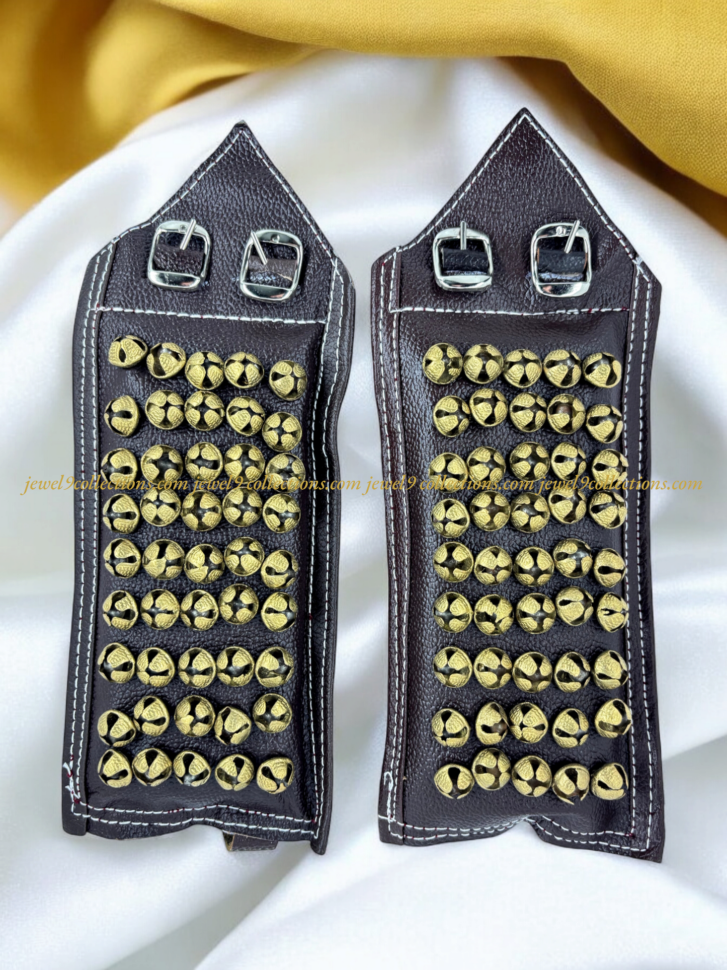 Bharatanatyam Ghungroo / Salangai -  5 lines Brown Black