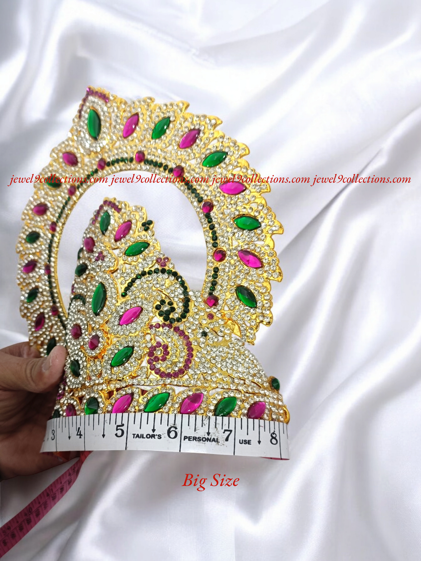 Radhe Krishna Mukut Kireetam