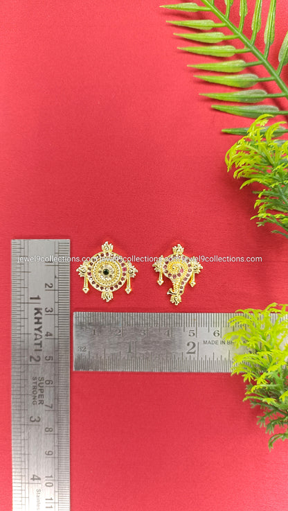 Vishnu Shankh Chakra AD Stones Height 2.5 cm × wide 2.5 cm