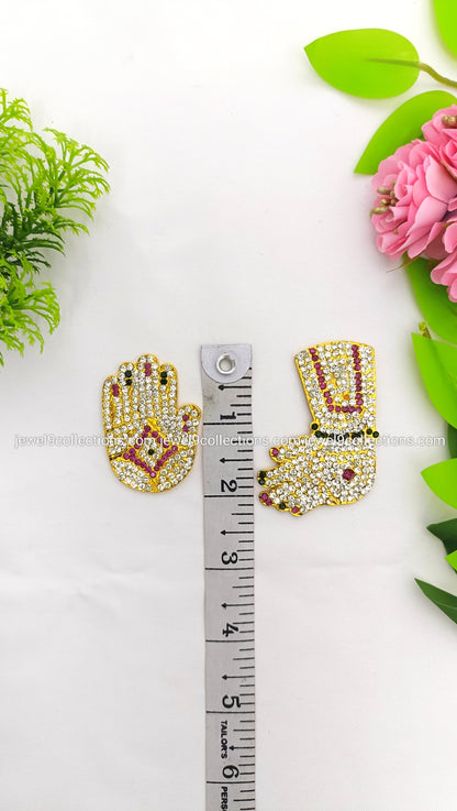 Vishnu hands with stone