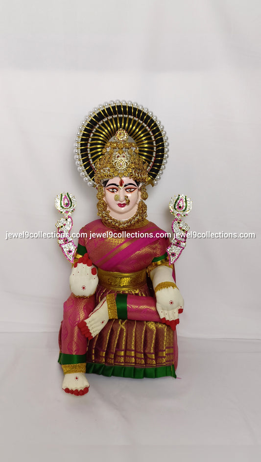 Goddess Lakshmi Idol for Pooja