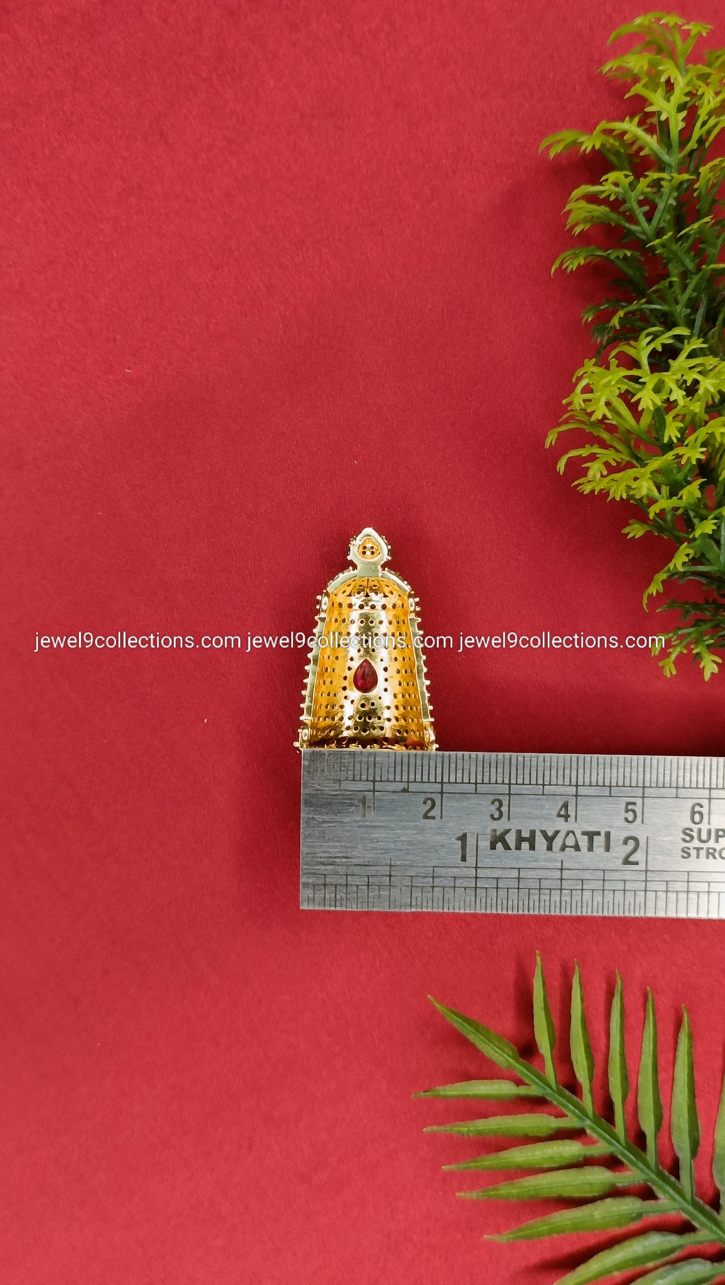 Small Idol Balaji mukut American diamonds Height 3.5 cm - Wide 1.75 cm